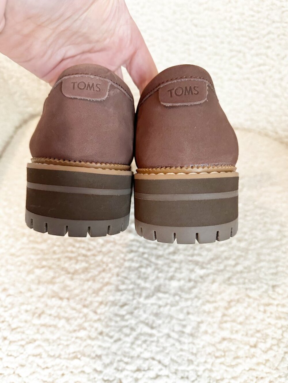Tom's Dark Brown Leather Lug Sole Cara Loafer sz 7.5 EUC - Picture 7 of 9